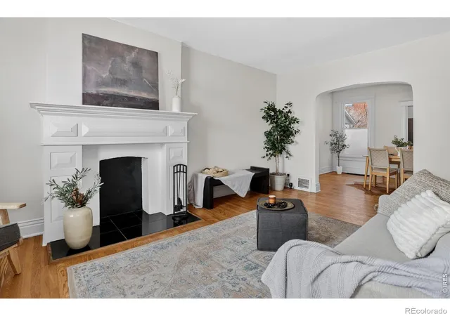 Photo 1 of Townhouse for sale at 1902 E 17th Ave, Denver, CO 80206 | MLS# IR1067280 | Listing updated on 2026-10-22