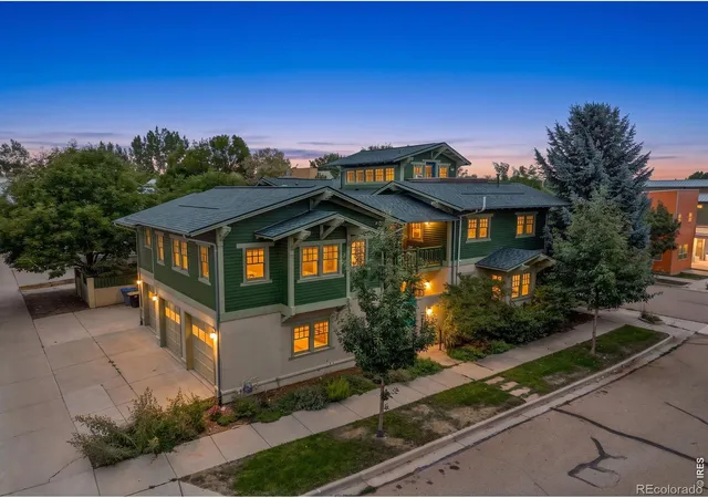 Photo 2 of Mansion for sale at 818 Confidence Dr, Longmont, CO 80504 | MLS# IR1067297 | Listing updated on 2026-10-06