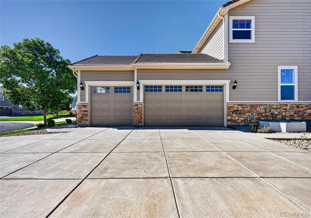 Photo 3 of Single family home for sale at 3025 Oxford Pl, Broomfield, CO 80023 | MLS# 6747996 | Listing updated on 2026-09-17