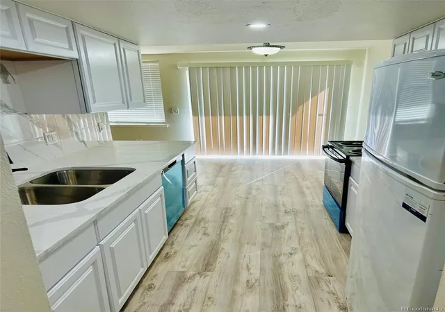 3rd image of 17331 E Mansfield Ave, Aurora, CO 80013