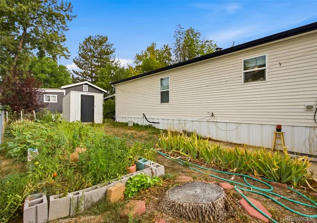 Photo 4 of Manufactured home for sale at 723 Cardinal Dr, Lafayette, CO 80026 | MLS# 3049854 | Listing updated on 2026-08-31