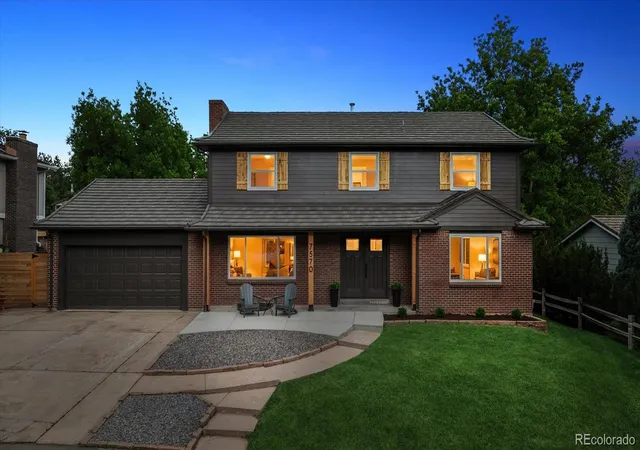 Photo 3 of Single family home for sale at 7570 S Reed Ct, Littleton, CO 80128 | MLS# 3308392 | Listing updated on 2026-10-08