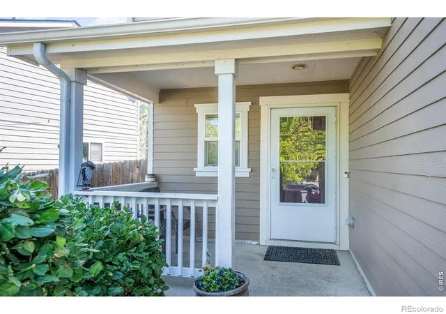 Photo 2 of Single family home for sale at 10586 Durango Pl, Longmont, CO 80504 | MLS# IR1067301 | Listing updated on 2026-09-16