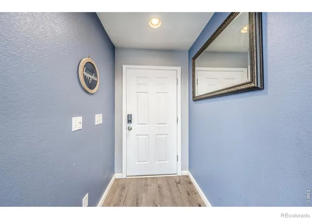 Photo 4 of Single family home for sale at 10586 Durango Pl, Longmont, CO 80504 | MLS# IR1067301 | Listing updated on 2026-09-16
