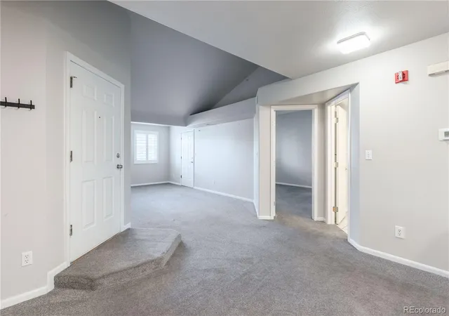 3rd image of 12555 E Tennessee Cir, Aurora, CO 80012