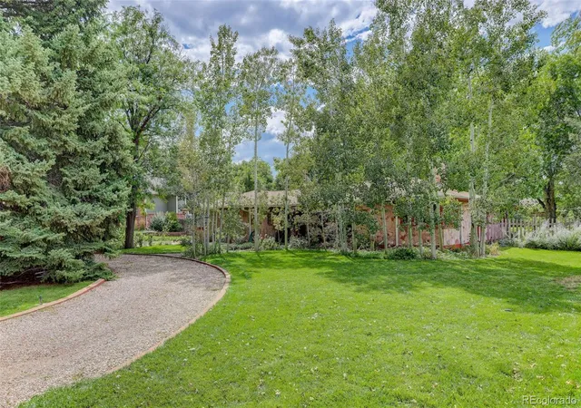 Photo 3 of Single family home for sale at 445 Garland St, Lakewood, CO 80226 | MLS# 3990111 | Listing updated on 2026-09-22