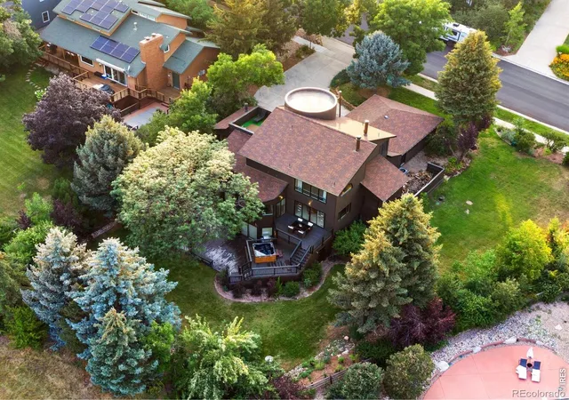 Photo 1 of Mansion for sale at 6686 Fairways Dr, Niwot, CO 80503 | MLS# IR1067305 | Listing updated on 2026-09-06