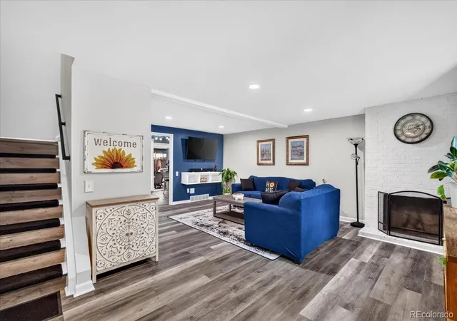 Photo 1 of Townhouse for sale at 7725 W Glasgow Pl, Littleton, CO 80128 | MLS# 2611489 | Listing updated on 2026-09-15