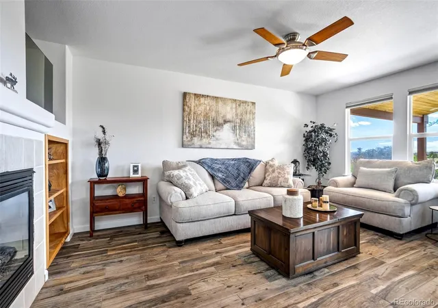 Photo 4 of Single family home for sale at 1294 Kittery St, Castle Rock, CO 80104 | MLS# 7622810 | Listing updated on 2026-10-12