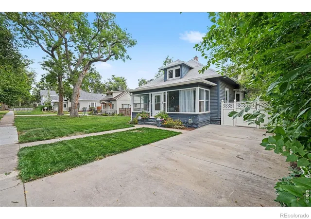 Photo 3 of Single family home for sale at 330 Collyer St, Longmont, CO 80501 | MLS# IR1067311 | Listing updated on 2026-10-08