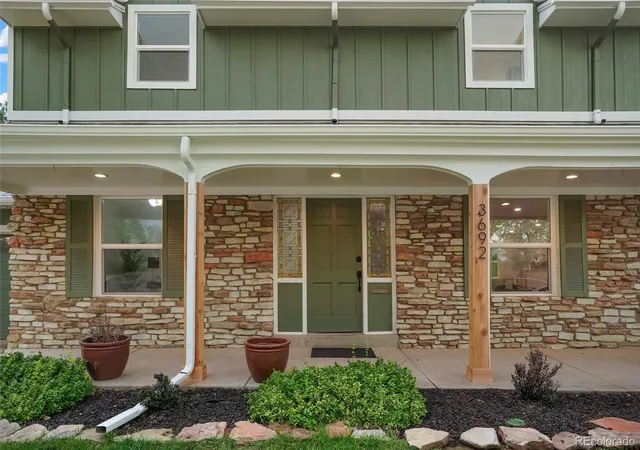 Photo 4 of Single family home for sale at 3692 E Briarwood Ave, Littleton, CO 80122 | MLS# 7871840 | Listing updated on 2026-08-29