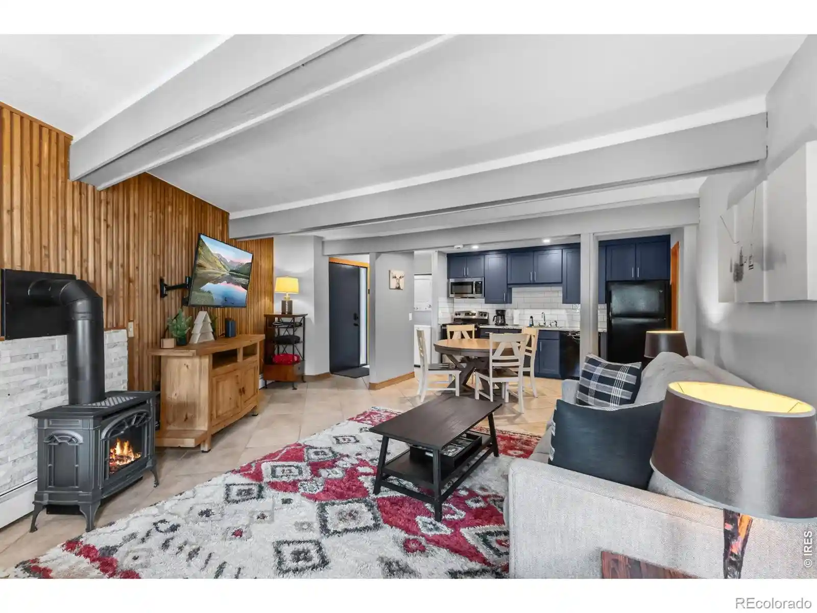 Listing Photo 2 - Condo for sale in 1155 Ski Hl Rd located at 1155 Ski Hl Rd, Breckenridge, CO 80424 - Unit #117