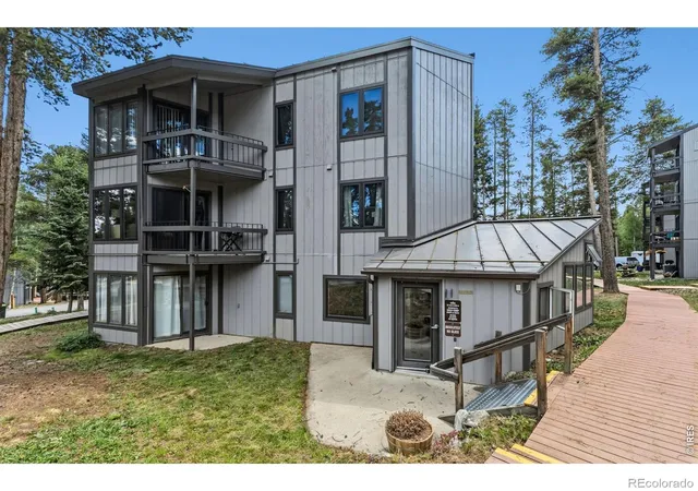 Listing Photo 2 - Condo for sale in building located at 1155 Ski Hl Rd, Breckenridge, CO 80424 - Unit #117