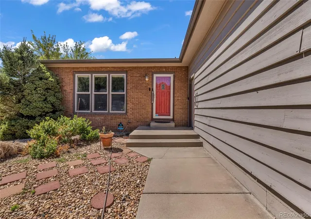 Photo 3 of Single family home for sale at 523 Gayle St, Fort Morgan, CO 80701 | MLS# 5413701 | Listing updated on 2026-09-24