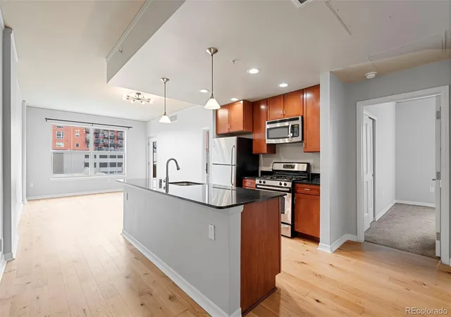 Photo 3 of Condo for sale at 1975 N Grant St #401, Denver, CO 80203 | MLS# 8221025 | Listing updated on 2026-09-30