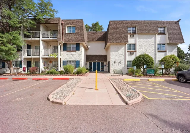 Photo 3 of Condo for sale at 5995 E Iliff Ave #214, Denver, CO 80222 | MLS# 7163046 | Listing updated on 2026-09-16