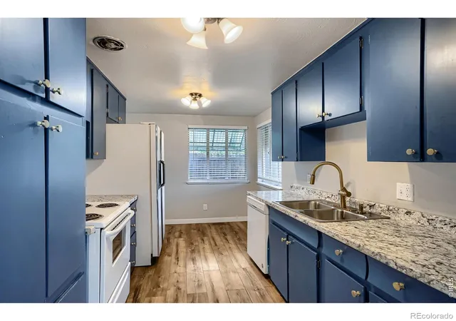 Photo 4 of Single family home for sale at 1435 S Ogden St, Denver, CO 80210 | MLS# IR1067333 | Listing updated on 2026-09-21