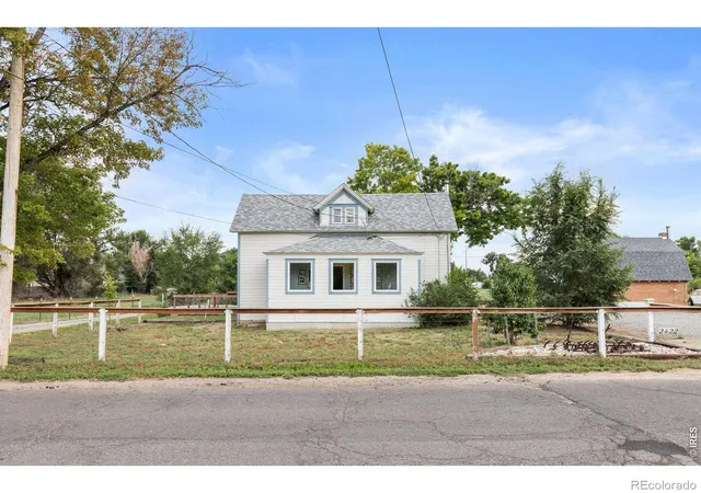3rd image of 2422 W 1St St, Greeley, CO 80631 | MLS# IR1067334