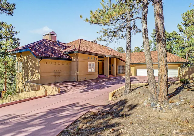 Photo 2 of Single family home for sale at 935 Castle Ridge Rd, Golden, CO 80401 | MLS# 9740979 | Listing updated on 2026-10-08