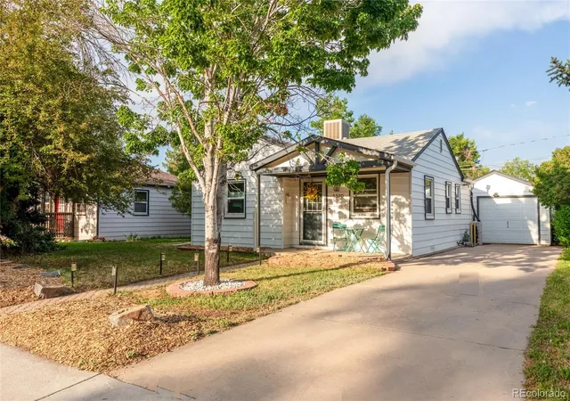 Photo 2 of Single family home for sale at 5510 Otis Ct, Arvada, CO 80002 | MLS# 8266103 | Listing updated on 2026-09-13