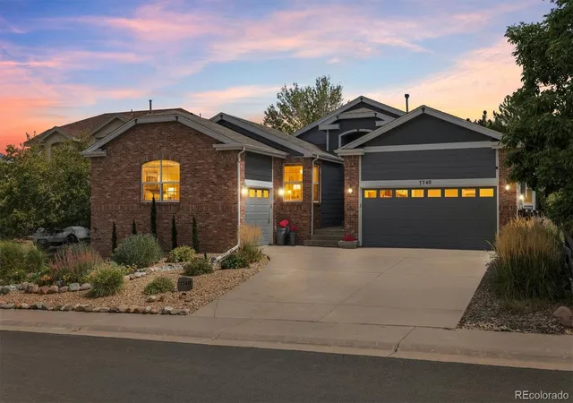 Photo 2 of Single family home for sale at 7740 Crystal Lake Ct, Littleton, CO 80125 | MLS# 9906978 | Listing updated on 2026-10-03