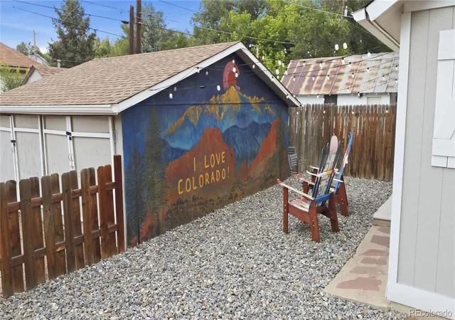 Photo 3 of Single family home for sale at 604 N Pine, Colorado Springs, CO 80905 | MLS# 9264701 | Listing updated on 2026-09-21
