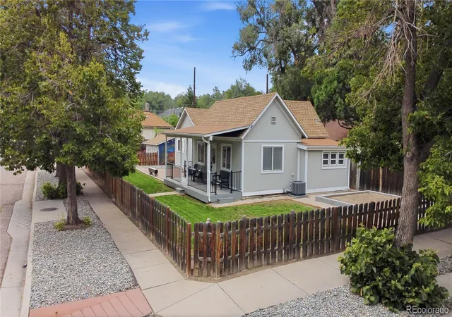 Photo 3 of Single family home for sale at 604 N Pine, Colorado Springs, CO 80905 | MLS# 9264701 | Listing updated on 2026-09-21
