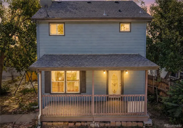 Photo 2 of Single family home for sale at 213 E Chester St, Lafayette, CO 80026 | MLS# 8287894 | Listing updated on 2026-08-27