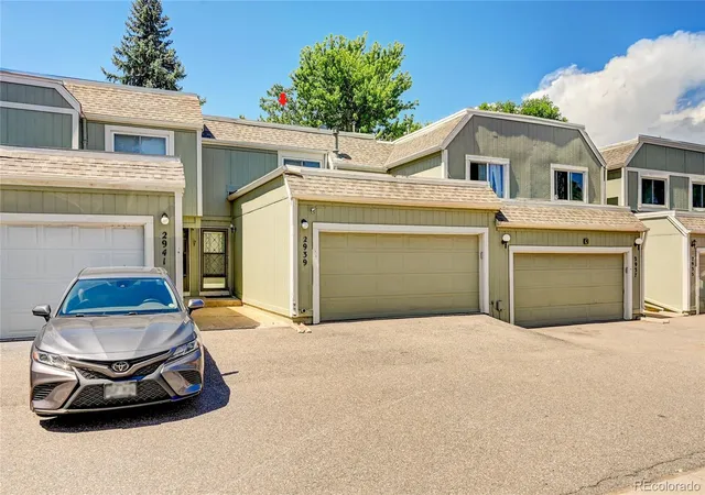 Photo 2 of Townhouse for sale at 2939 S Lansing Wy, Aurora, CO 80014 | MLS# 9469384 | Listing updated on 2026-08-30
