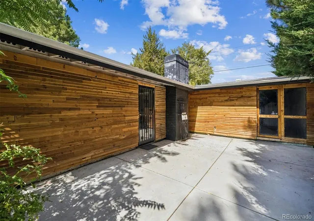 Photo 3 of Single family home for sale at 2305 S Newton St, Denver, CO 80219 | MLS# 7240278 | Listing updated on 2026-10-07