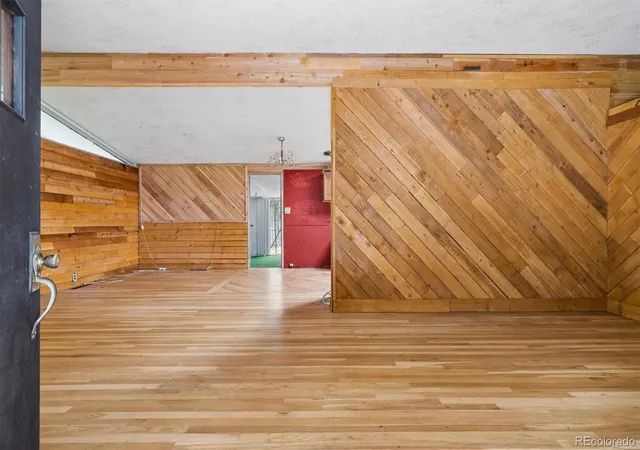 Photo 3 of Single family home for sale at 2305 S Newton St, Denver, CO 80219 | MLS# 7240278 | Listing updated on 2026-10-07