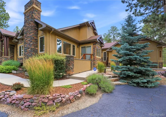 Photo 4 of Single family home for sale at 18825 Pagentry Pl, Monument, CO 80132 | MLS# 5846909 | Listing updated on 2026-08-27