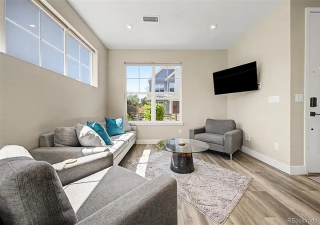 Photo 4 of Townhouse for sale at 6202 W 28th Court, Edgewater, CO 80214 | MLS# 5906037 | Listing updated on 2026-09-13