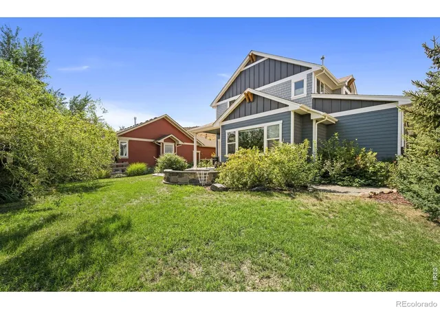 Photo 2 of Single family home for sale at 405 Raymond Ct, Lyons, CO 80540 | MLS# IR1067371 | Listing updated on 2026-09-23