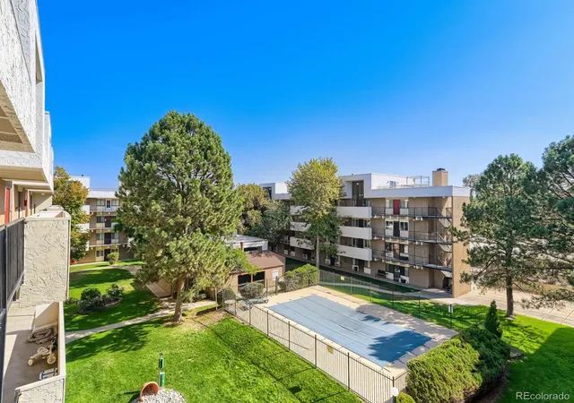 17th image of 384 S Ironton St #401, Aurora, CO 80012 | MLS# 5096711
