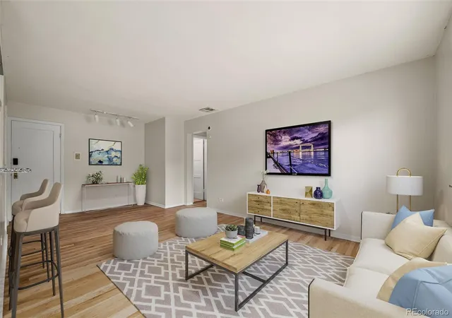 Condo for sale at 525 Jackson St #304, Denver, CO 80206 | MLS# 5378551