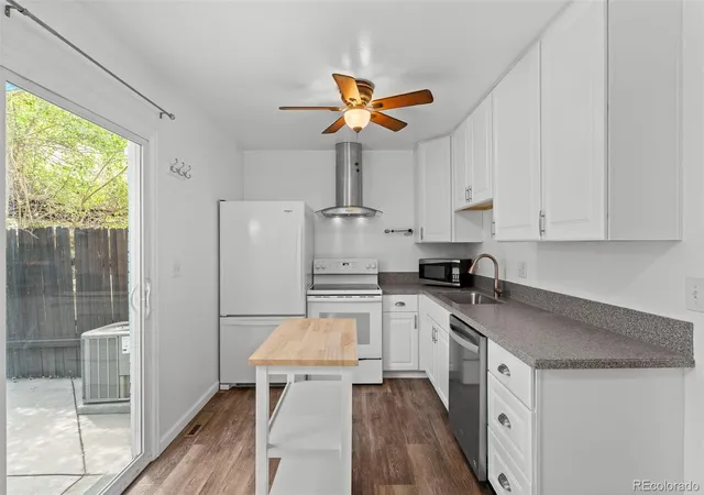 Photo 2 of Townhouse for sale at 37 Evergreen St, Broomfield, CO 80020 | MLS# 6662752 | Listing updated on 2026-10-01