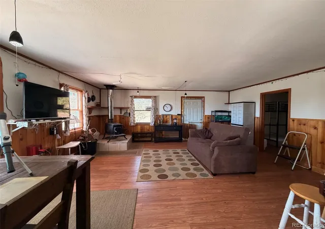 Photo 4 of Single family home for sale at 1199 Jefferson Rd, Hartsel, CO 80449 | MLS# 7670160 | Listing updated on 2026-08-28