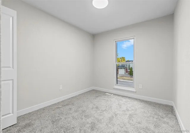 Photo 4 of Sale Pending at 18842 E Oregon Dr, Aurora, CO 80017 | MLS# 1636940 | Listing updated on 2026-09-04