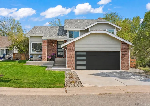 Photo 2 of Single family home for sale at 11 Long Spur, Littleton, CO 80127 | MLS# 3977649 | Listing updated on 2026-08-29