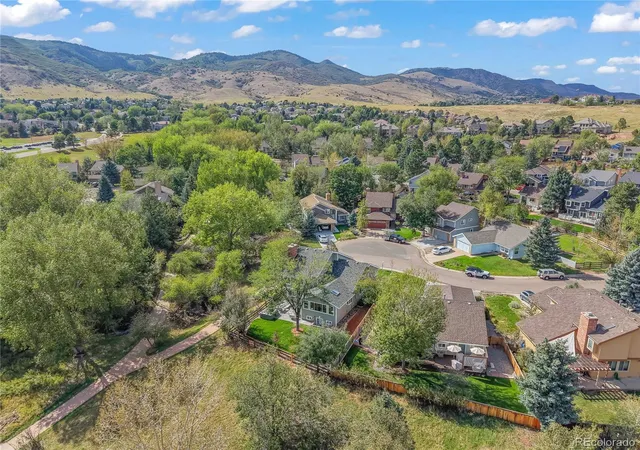 Photo 3 of Single family home for sale at 11 Long Spur, Littleton, CO 80127 | MLS# 3977649 | Listing updated on 2026-08-29