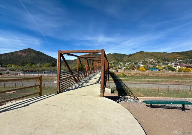 Photo 16 of Single family home for sale at 1251 Valley View Dr, Larkspur, CO 80118 | MLS# 1566479 | Listing updated on 2026-10-09