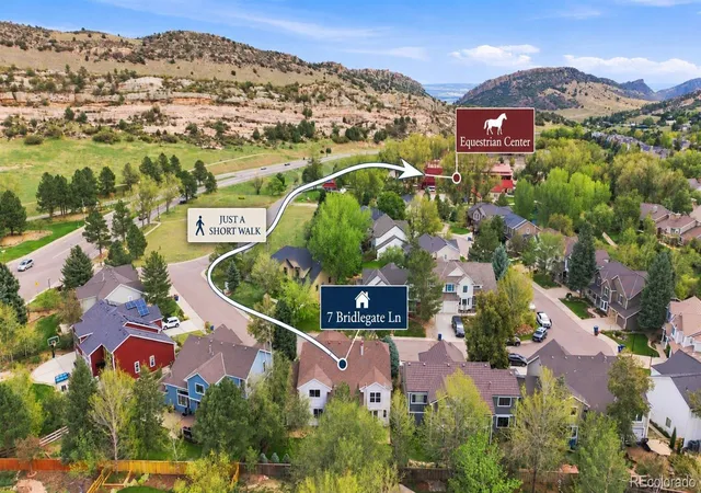 Photo 2 of Sale Pending at 7 Bridlegate Ln, Littleton, CO 80127 | MLS# 9821114 | Listing updated on 2026-09-14