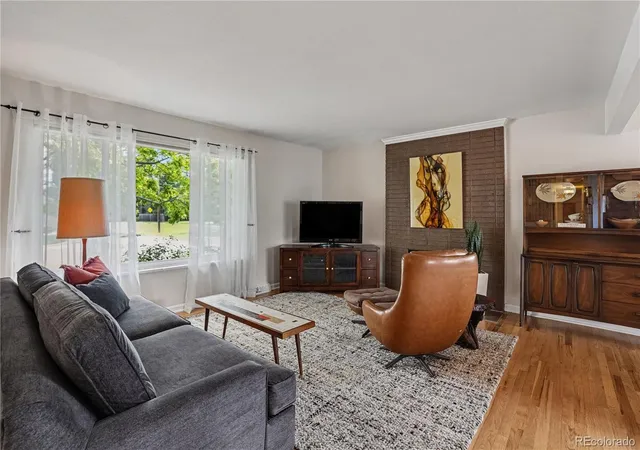 Photo 4 of Single family home for sale at 7095 S Cherry Dr, Centennial, CO 80122 | MLS# 6501552 | Listing updated on 2026-09-16