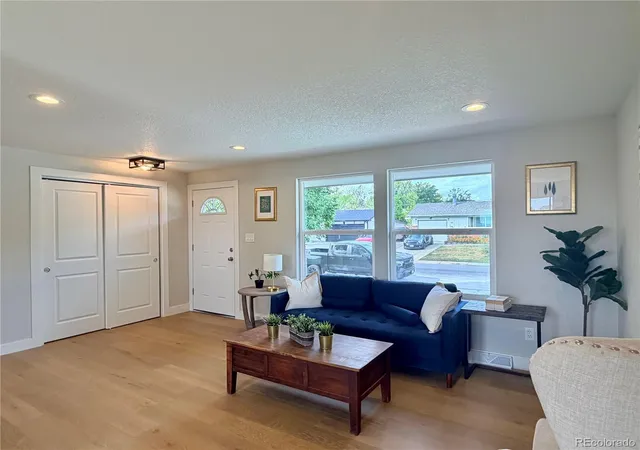 Photo 3 of Single family home for sale at 6962 Ingalls St, Arvada, CO 80003 | MLS# 3030404 | Listing updated on 2026-09-25