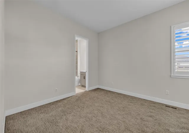 Photo 4 of Single family home for sale at 11384 Autumn Moon St, Littleton, CO 80125 | MLS# 4812972 | Listing updated on 2026-10-25