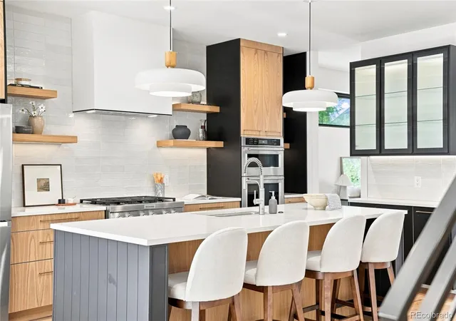 Photo 2 of Single family home for sale at 1378 S Washington St, Denver, CO 80210 | MLS# 2337222 | Listing updated on 2026-10-08