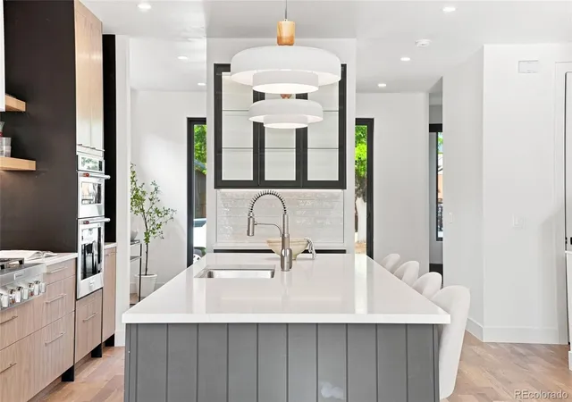 Photo 2 of Single family home for sale at 1378 S Washington St, Denver, CO 80210 | MLS# 2337222 | Listing updated on 2026-10-18
