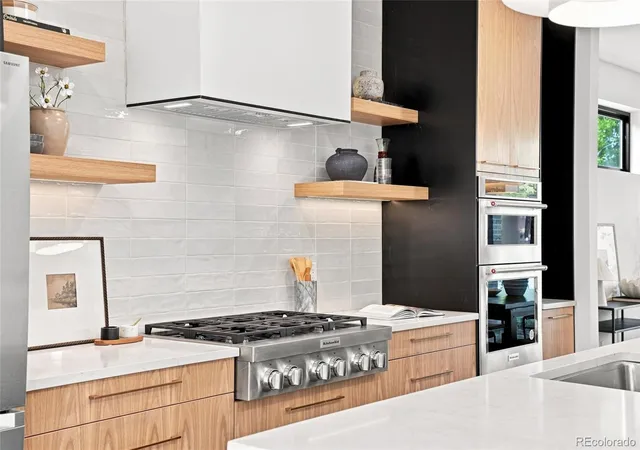Photo 3 of Single family home for sale at 1378 S Washington St, Denver, CO 80210 | MLS# 2337222 | Listing updated on 2026-10-18