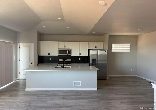 Photo 4 of Single family home for sale at 1116 Coyote Ln, Wiggins, CO 80654 | MLS# IR1067460 | Listing updated on 2026-09-25